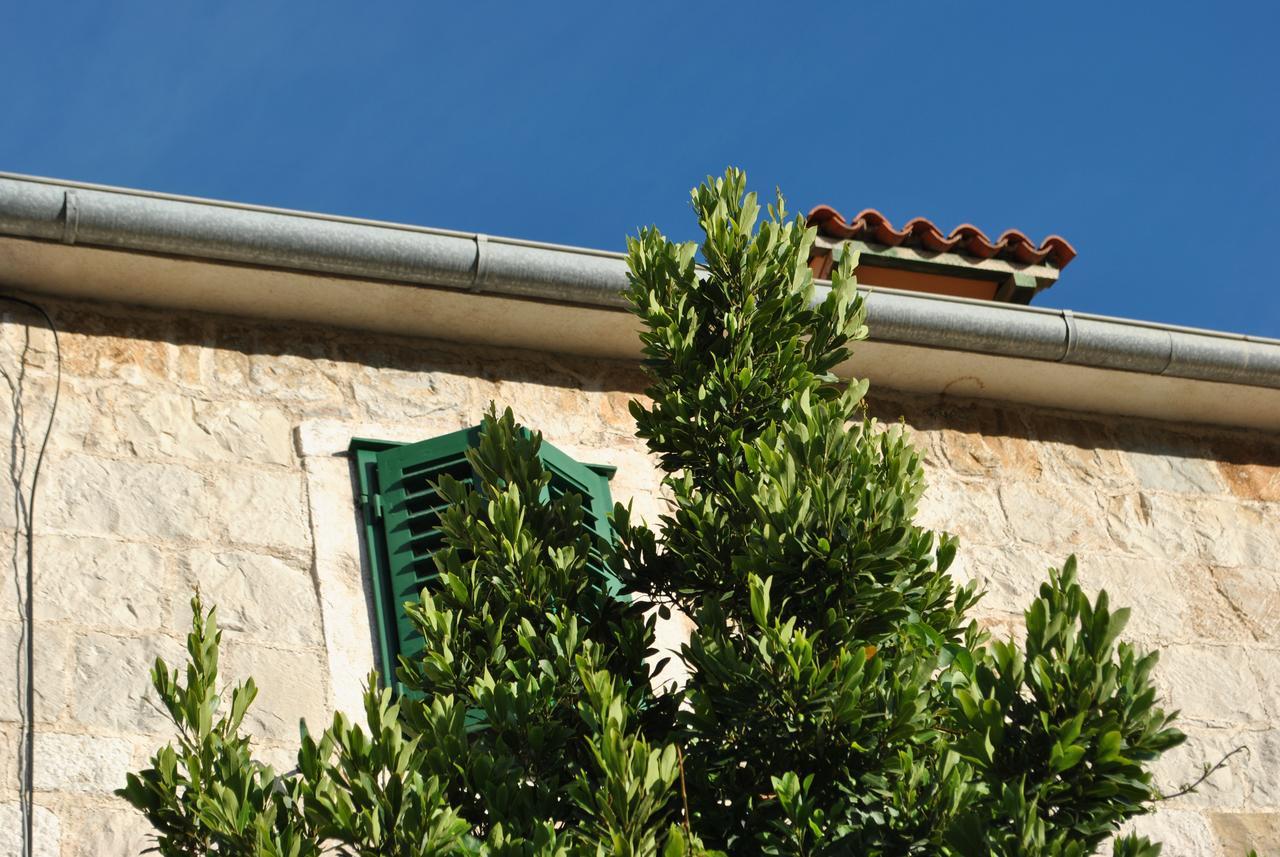 Apartment On The Square Makarska Exterior photo
