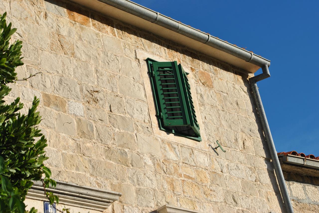 Apartment On The Square Makarska Exterior photo